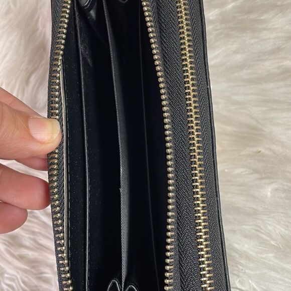 Ladies Black Clutch Wristlet , Zippered Pockets - Picture 6 of 7